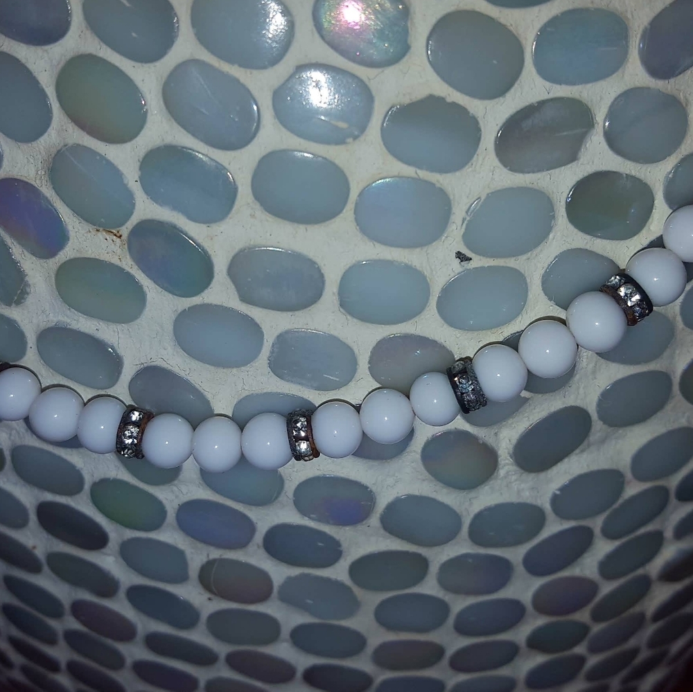 Necklace - Picture 2 of 4